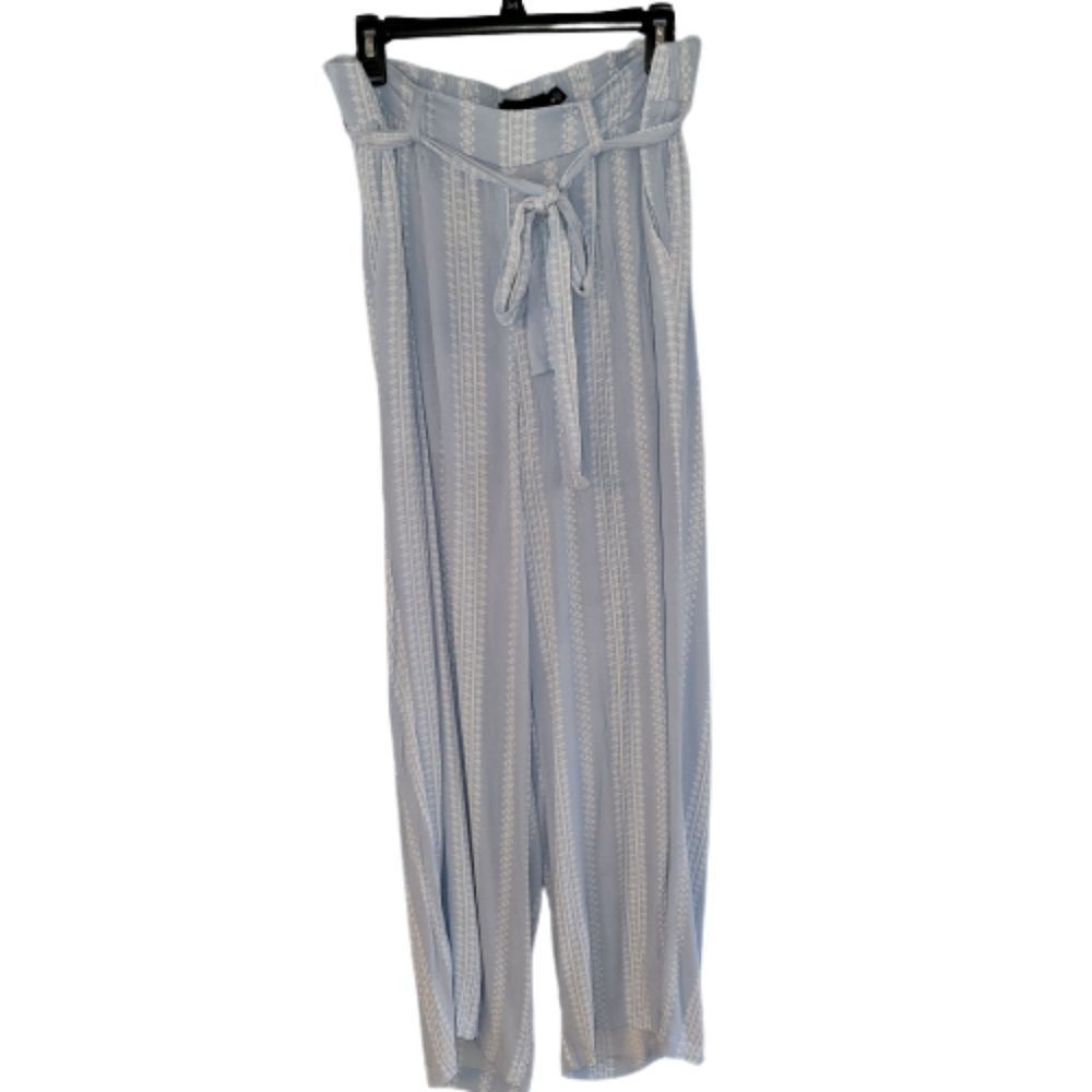 Torrid size 0 blue and white flowy wide leg pants with sash